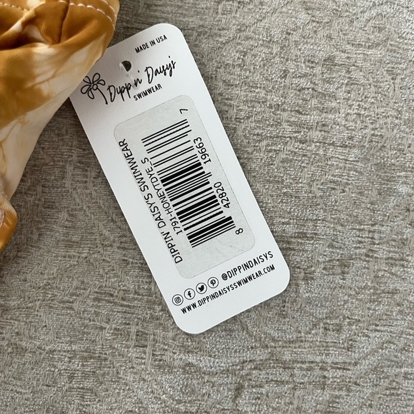 Dippin’ Daisy’s honey high cut one piece swimsuit - Picture 6 of 8